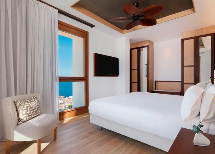 Отель Gran Taoro